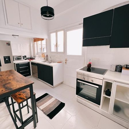 Seaside Apartment In Flisvos Marina Athén Kültér fotó