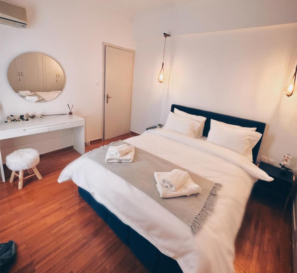 Seaside Apartment In Flisvos Marina Athén Kültér fotó